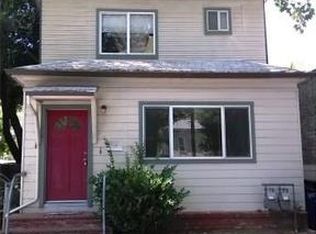 912 26th St APT A, Sacramento, CA
