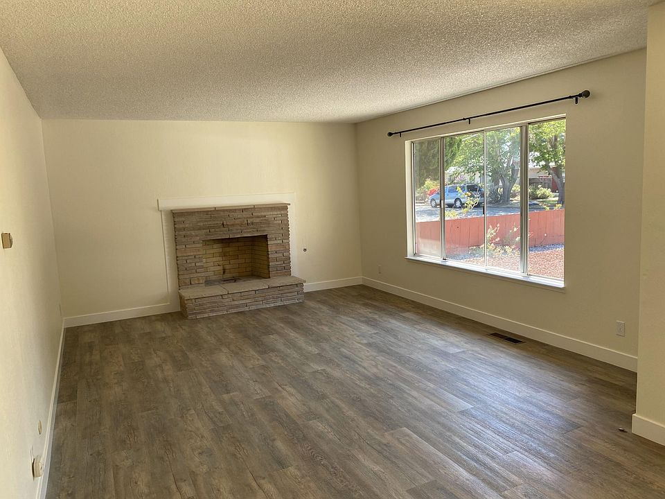 148 Suburbia Ave, Santa Cruz, CA 95062 | Zillow