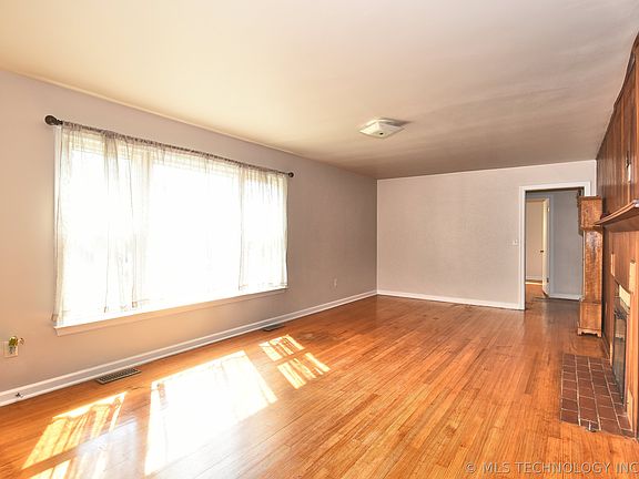 5th image of 530 S 19th St