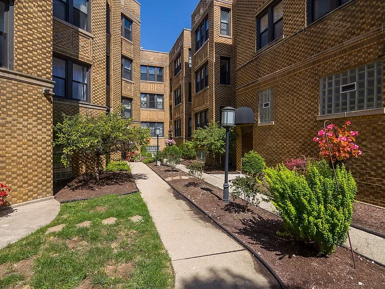 37 SQUARE APARTMENTS — Photo 21