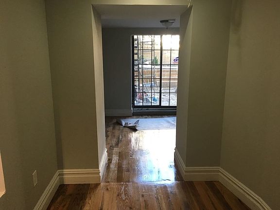5th image of 1217 Jefferson Ave #A2