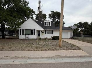 502 E 12th St, Bridgeport, NE 69336