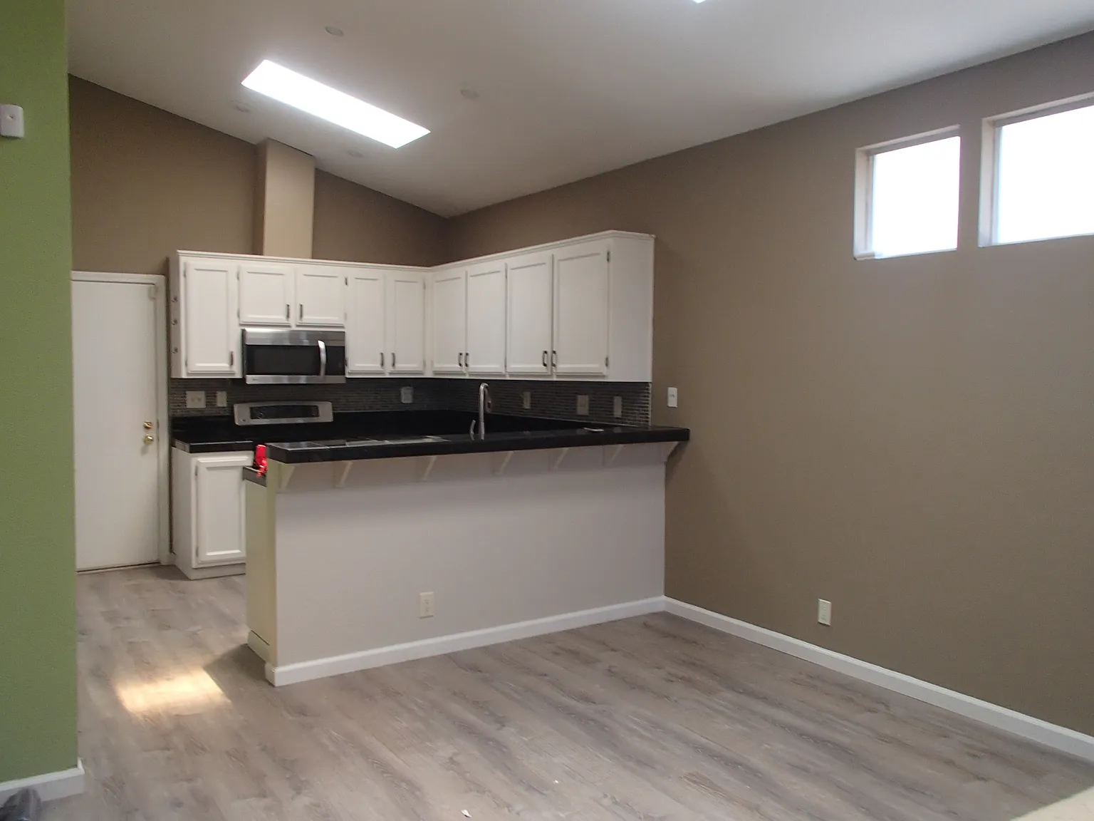 2 bed, 1190 sqft, $2,650 — Photo 3