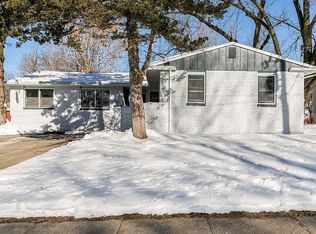 2524 E Washington St, Iowa City, IA 52245