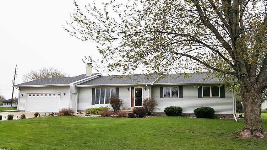 1st image of 701 Meadow Ln