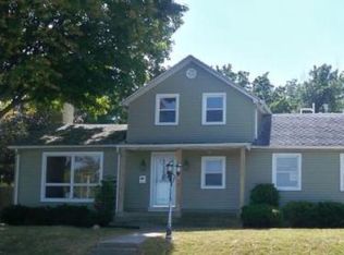 519 W Chestnut St, Burlington, WI 53105