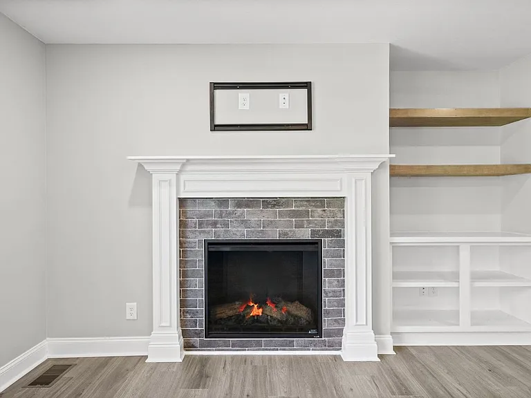 528 Macy Lynn Dr — Photo 6
