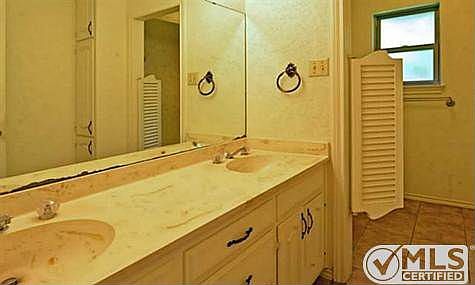 3rd image of 4312 French Lake Dr