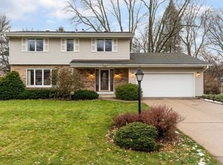 7149 Aberdeen Curv, Woodbury, MN 55125