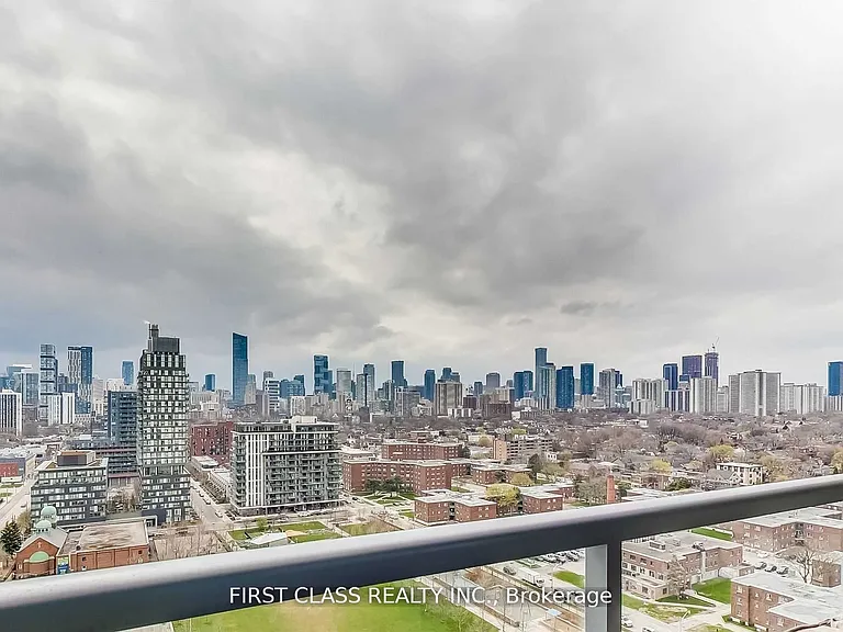 225 Sumach St #1706W — Photo 2