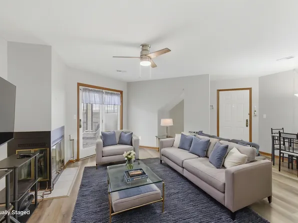 202 Park De Ville Pl, Columbia, MO 65203