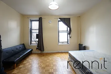 Rented by Rennit Inc.