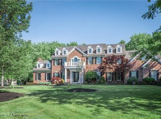 7465 Stockwood Dr, Solon, OH 44139