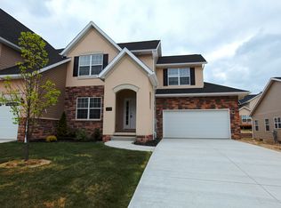 33 Nestico Dr, Cuyahoga Falls, OH 44223