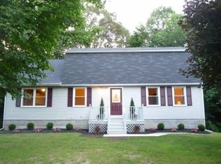 19 Hemlock Dr, Greenfield Center, NY 12833