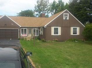 280 Straub Rd, Rochester, NY 14626