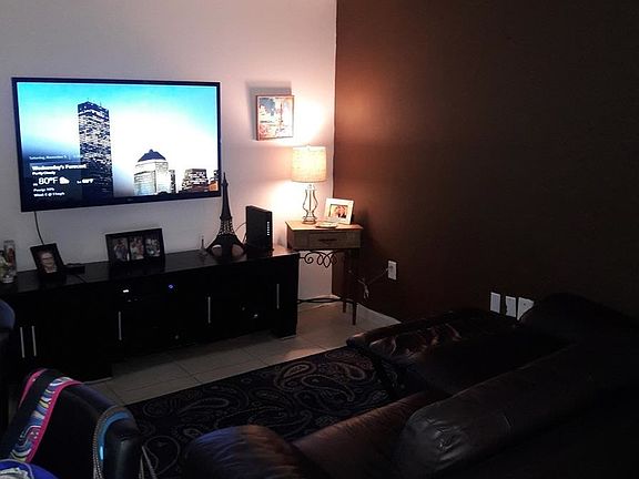 3rd image of 7260 NW 114th Ave APT 203