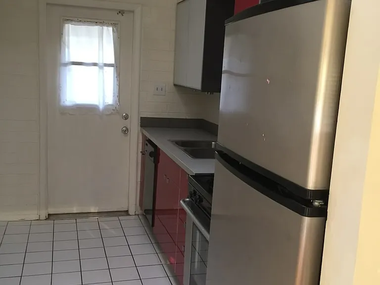 515 W 2nd St #101 — Photo 5