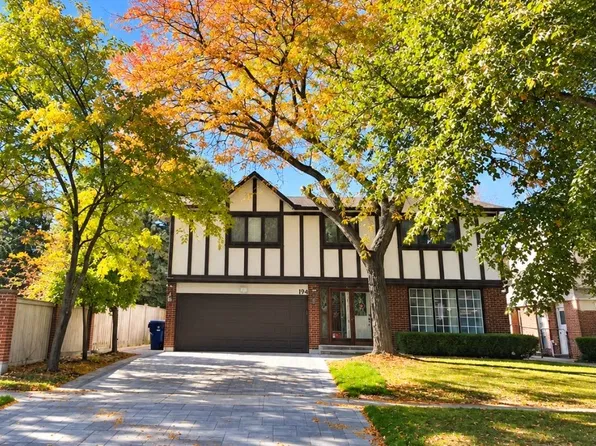 94 Ames Cir, Toronto, ON M3B 3C1