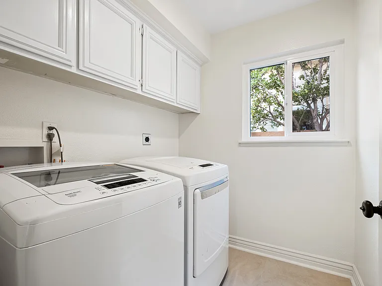 24675 Vista Cerritos — Photo 35