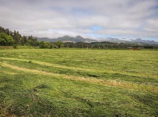 2390 Chestnut Hills Rd, Newark, OH 43055