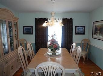 5th image of 359 Hillview Dr