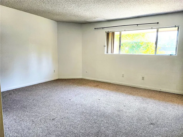 3733 N Harbor Blvd #53 — Photo 7