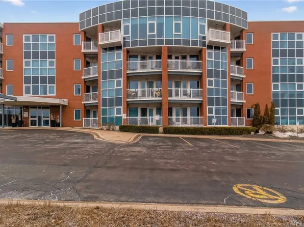 50 Assomption Blvd #200, Moncton, NB E1C 0C5