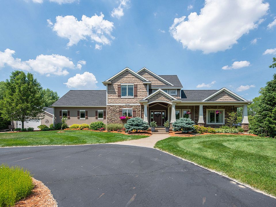 1st image of 7684 Twin Acres Ct