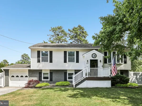 207 Navajo Trl, Browns Mills, NJ 08015