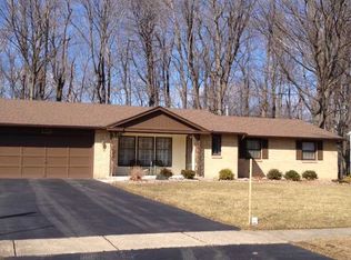 185 Heritage Cir, Rochester, NY 14615