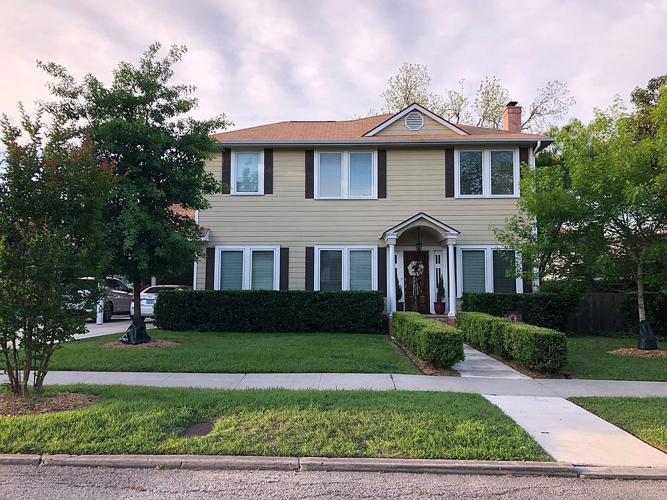 1st image of 134 Katherine Ct
