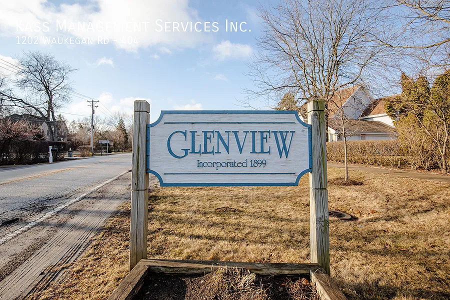 1202 Waukegan Rd, Glenview, IL — Photo 3