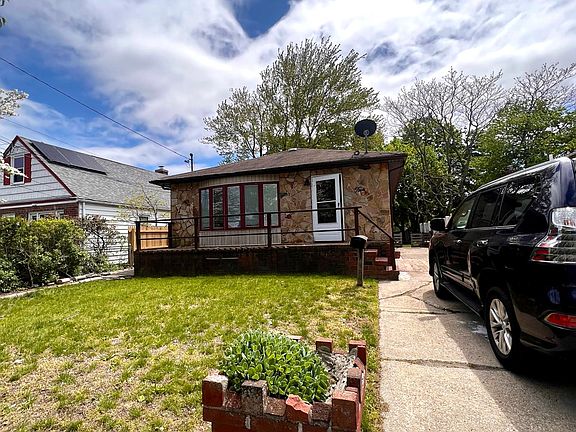 2nd image of 5 Gerald Ave #1