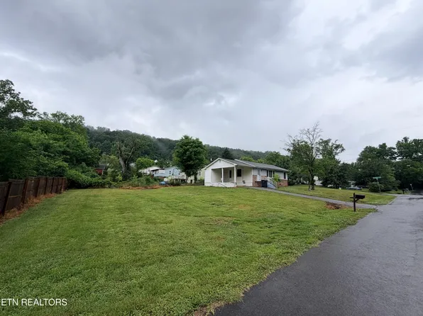 3421 Bellgreen Ln, Knoxville, TN 37918