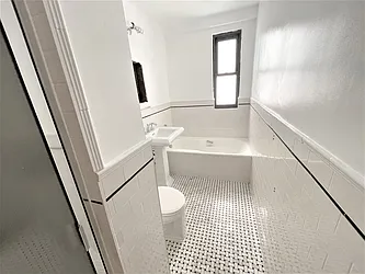 Rented by Manhattan Realty Group