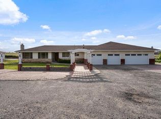 1080 Fairview Rd, Hollister, CA 95023