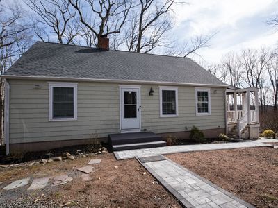 5 Murlyn Road, Hamden, CT, 06518