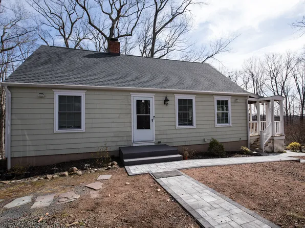 5 Murlyn Road, Hamden, CT 06518