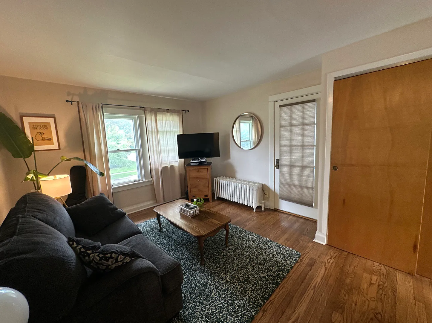 2 bed, 1054 sqft, $1,850 — Photo 3