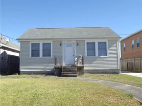 5413 Franklin Ave, New Orleans, LA