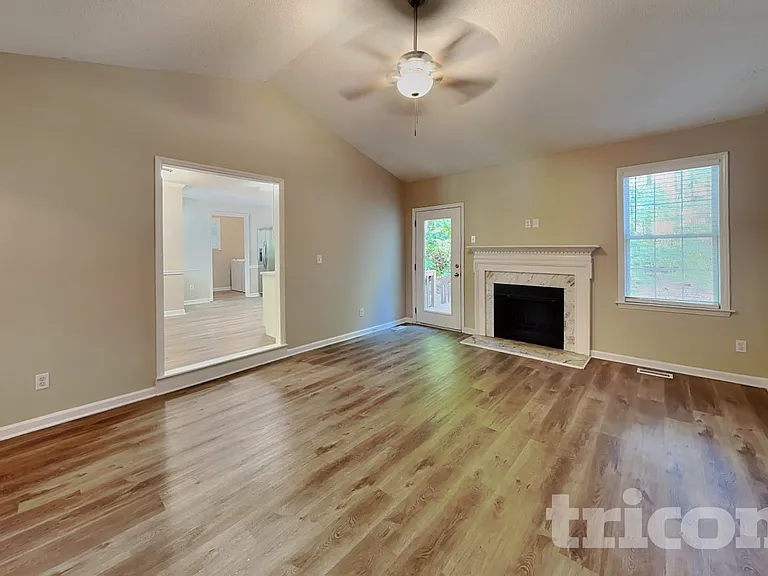 417 Westonridge Run — Photo 3