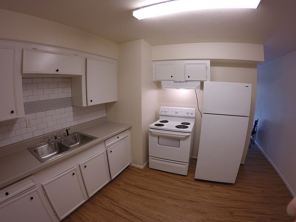 1st image of 6606 Lockwood Dr APT 6