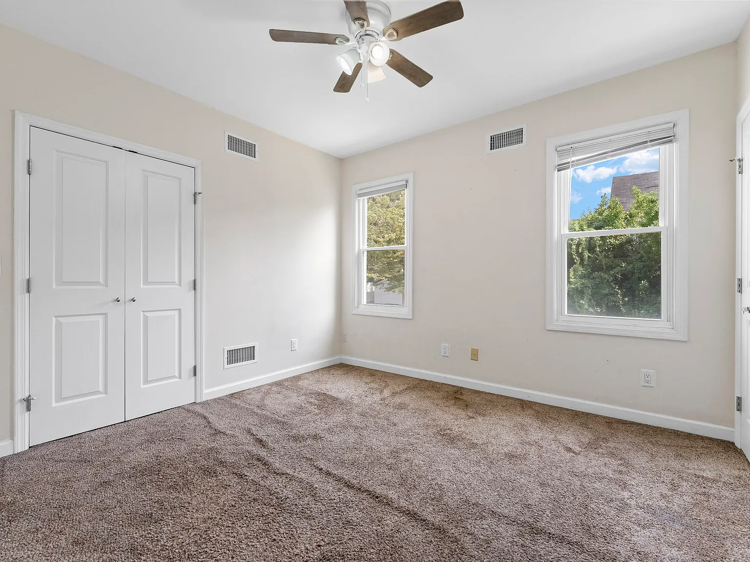 2 bed, 1.5 bath, 1500 sqft, $3,100 — Photo 4