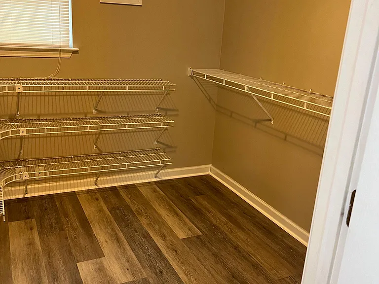 301 Fox Tail Dr — Photo 22