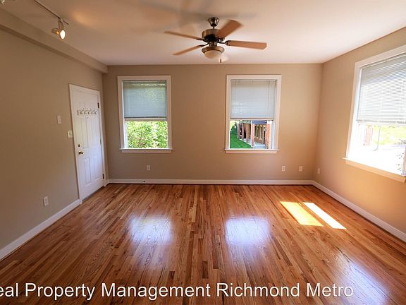 4th image of 1901 E Broad St Unit 22