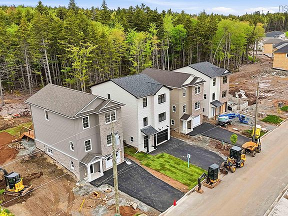 3rd image of 4 Garvey Ct #Gar-1