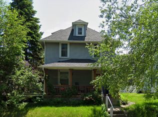 2004 Merriam Ln, Saint Paul, MN 55104