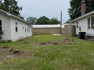 656 E 34th St, Savannah, GA 31401