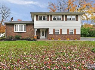 22 Brown Cir, Paramus, NJ 07652